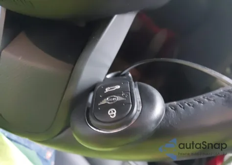 2023 Mini Hardtop Cooper из США, поврежденный, VIN WMW33DH03P2T77305